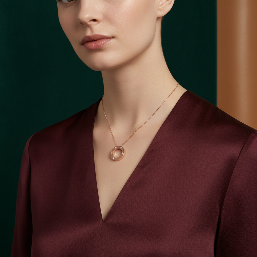 La Vis - Necklace with pendant 3 diamonds